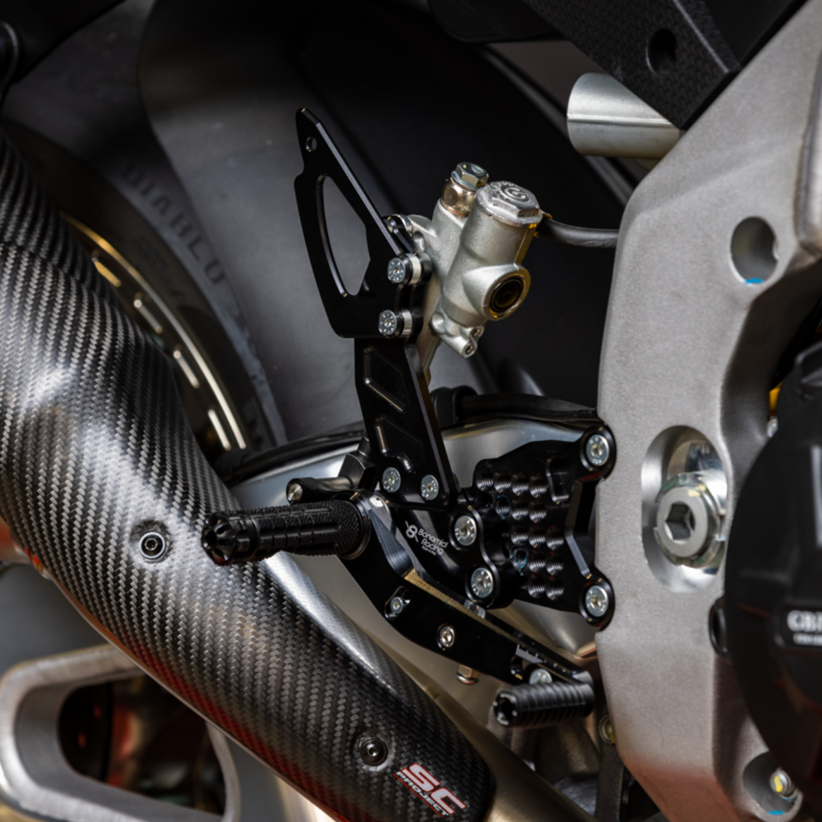 Adjustable Rearsets by Bonamici Aprilia / Tuono V4 1100 / 2023