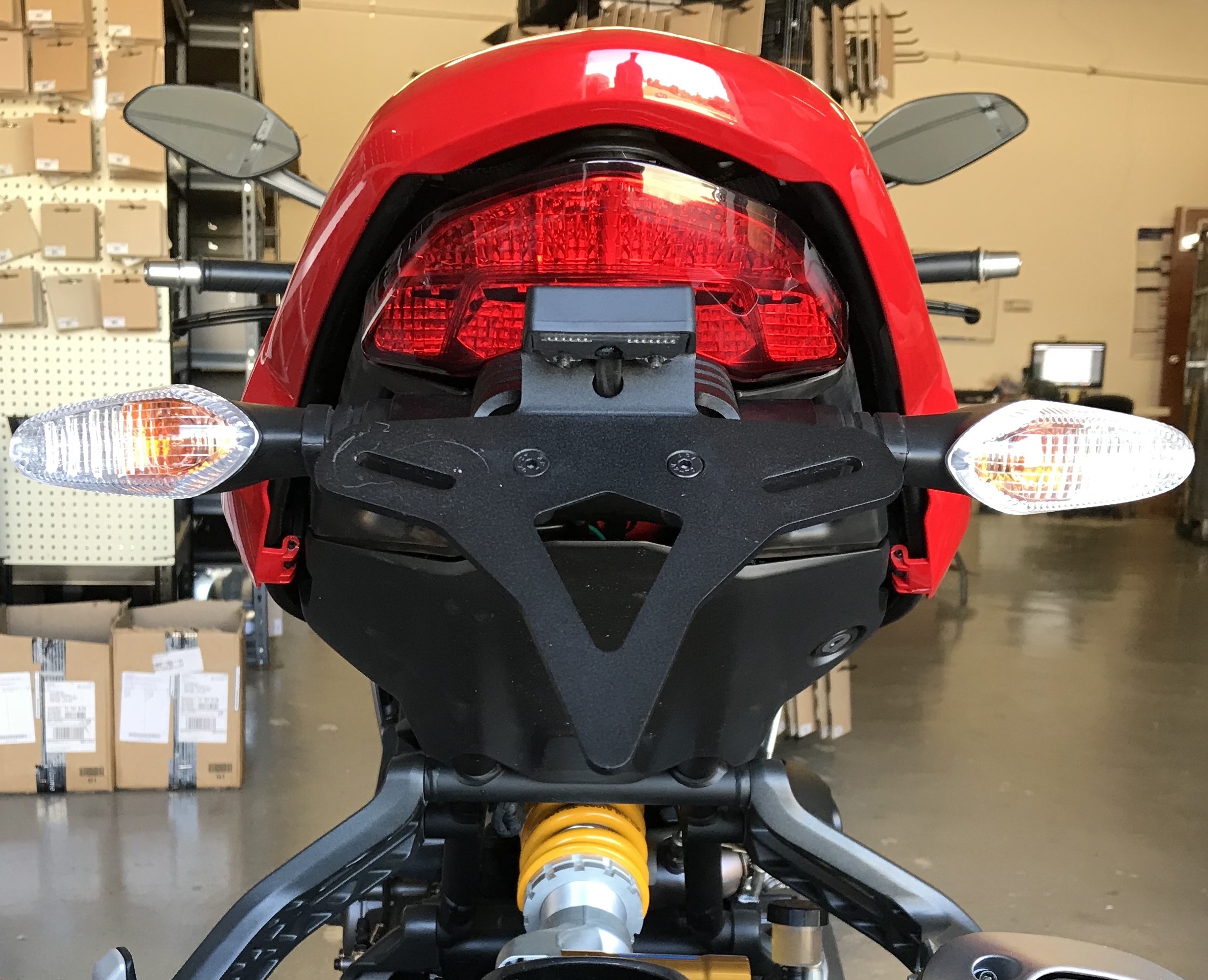 Monster 821 online tail tidy