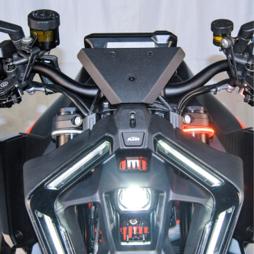  KTM / 1390 Super Duke R / 2024