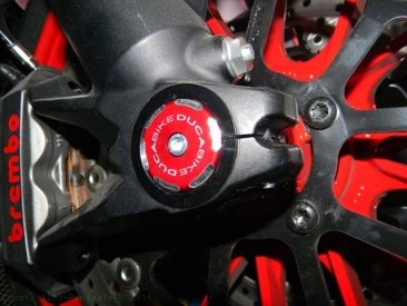 Right Side Front Wheel Axle Cap by Ducabike Ducati / 1199 Panigale R / 2014