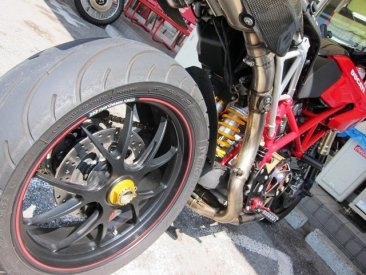 Rear Wheel Axle Nut by Ducabike Ducati / Hypermotard 1100 S / 2008