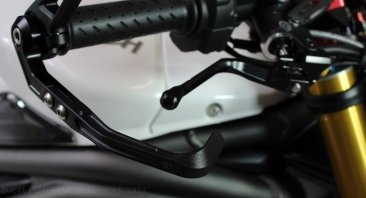Front Brake Lever Guard by Gilles Tooling Ducati / Streetfighter V4S / 2021