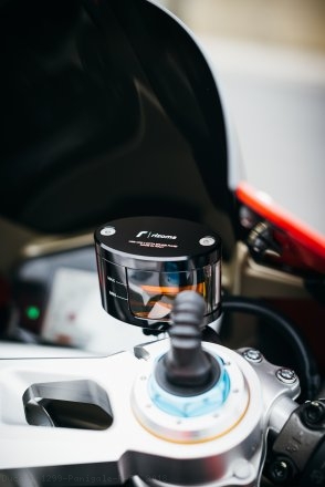 Ducati Panigale Fluid Reservoir Mounting Bracket CT453B by Rizoma Ducati / 1299 Panigale R FE / 2018