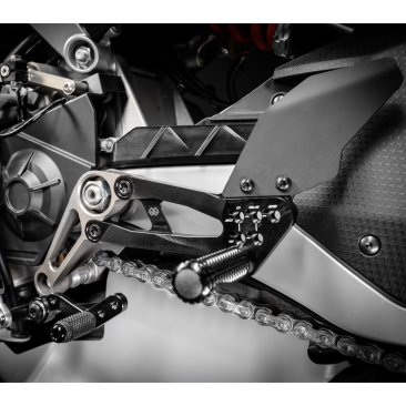 FXR Adjustable Rearsets by Gilles Tooling