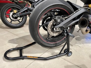 3040C Adjustable rear motorcycle stand by Beta Tools