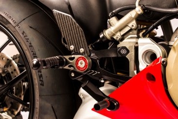 MUE2 Adjustable Rearsets by Gilles Tooling Ducati / Panigale V4 / 2019