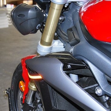 Front Turn Signal Kit by NRC Triumph / Street Triple R / 2015