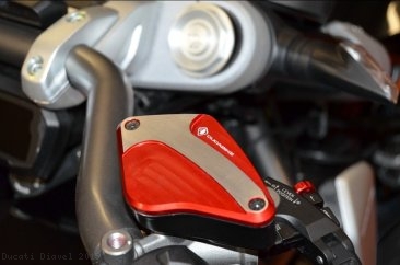 Brake and Clutch Fuild Tank Covers by Ducabike Ducati / Diavel / 2015