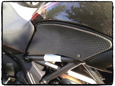 Snake Skin Tank Grip Pads by TechSpec Ducati / Diavel / 2012