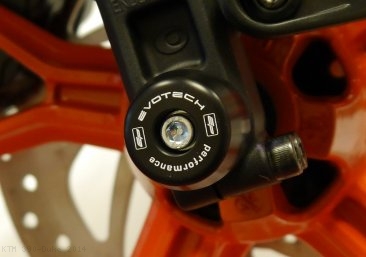 Front Fork Axle Sliders by Evotech Performance KTM / 390 Duke / 2014