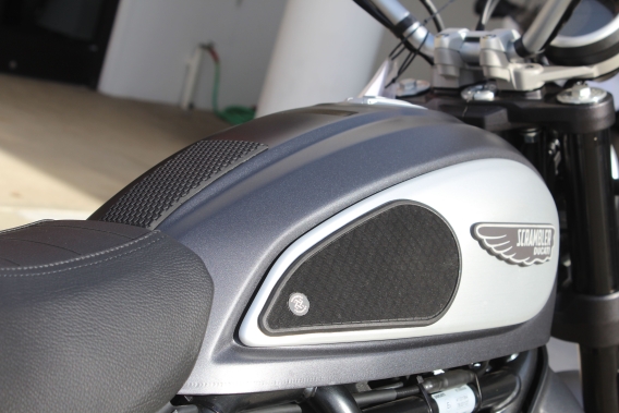 TechSpec XLine Tank Grip Pad Set