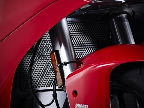 Radiator and Oil Cooler Guard by Evotech Performance